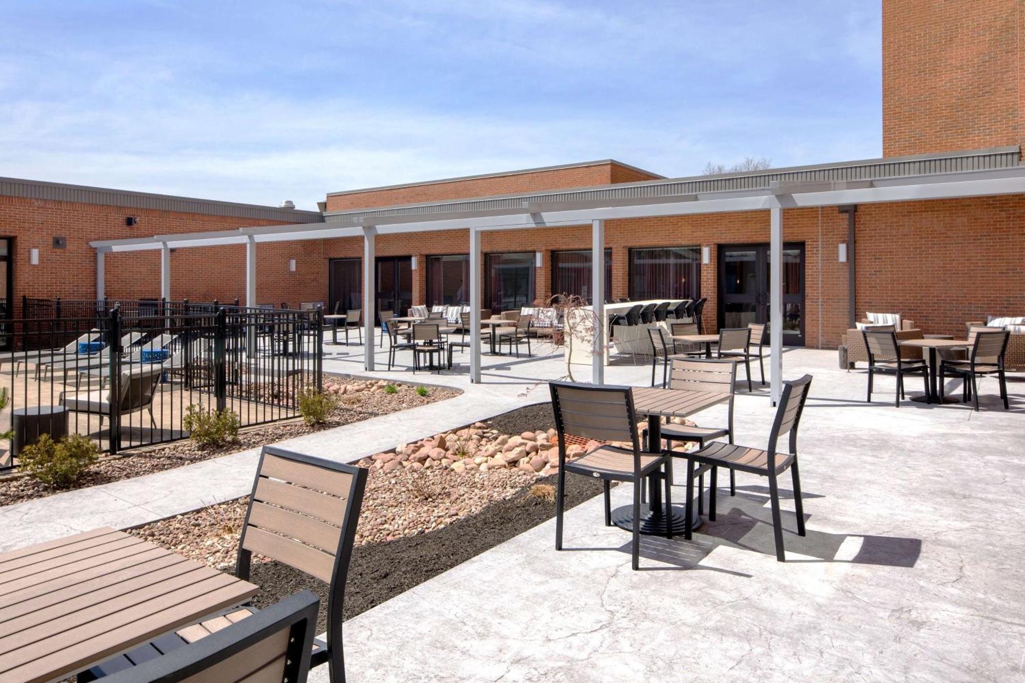 Doubletree By Hilton Hotel Syracuse East Syracuse Eksteriør bilde